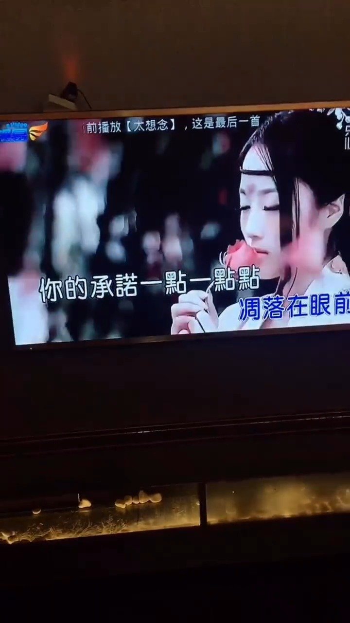 video-poster