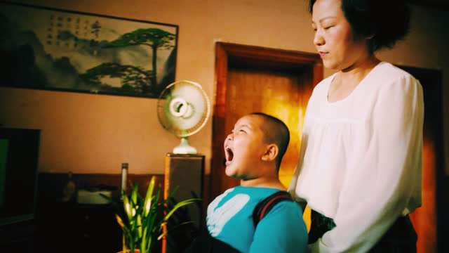 video-poster