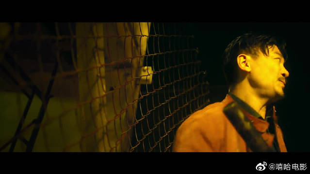 video-poster