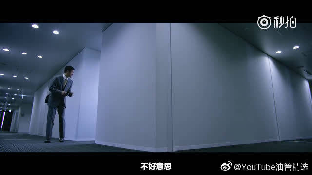 video-poster