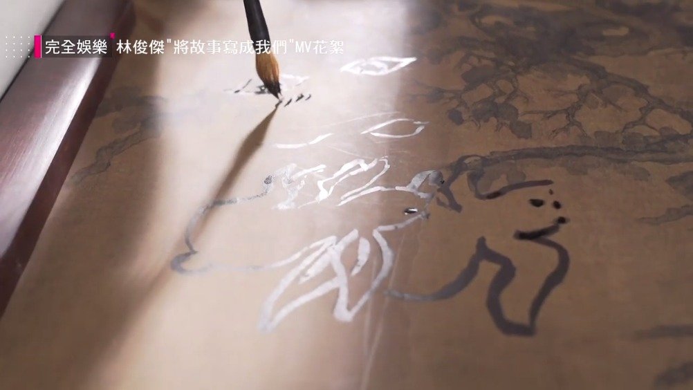video-poster