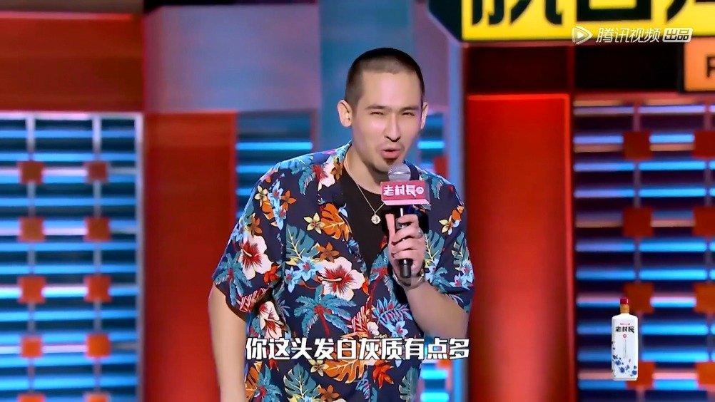 卡姆在脱口秀大会第二季越讲越出彩还夸下海口说自己像卓别林zt
